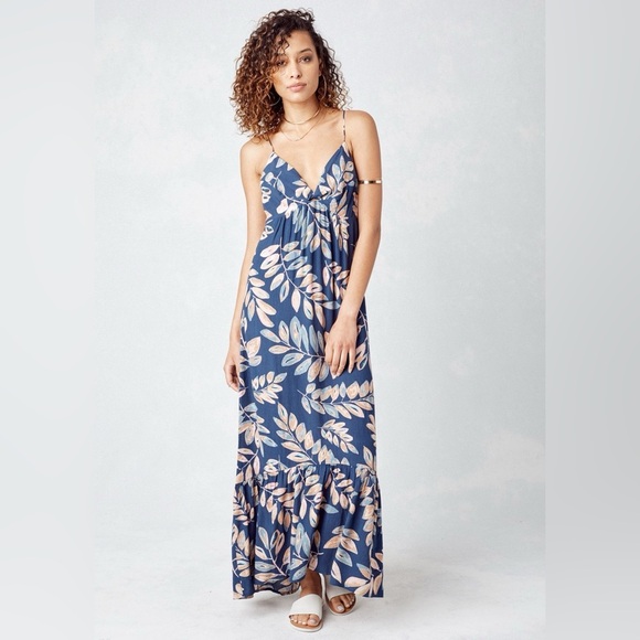 Lovestitch Navy Leaf Print Maxi Dress - Picture 1 of 5